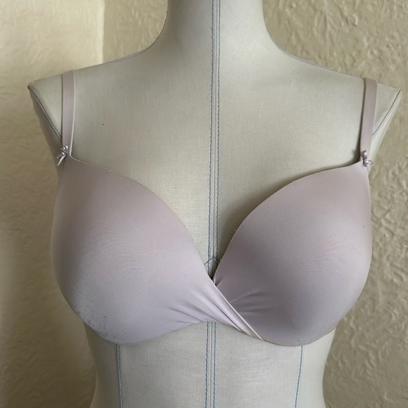 Victoria’s Secret Twist Front Plunge Push-Up Bra Ivory Bows Pearl Accents 34D - Picture 1 of 9